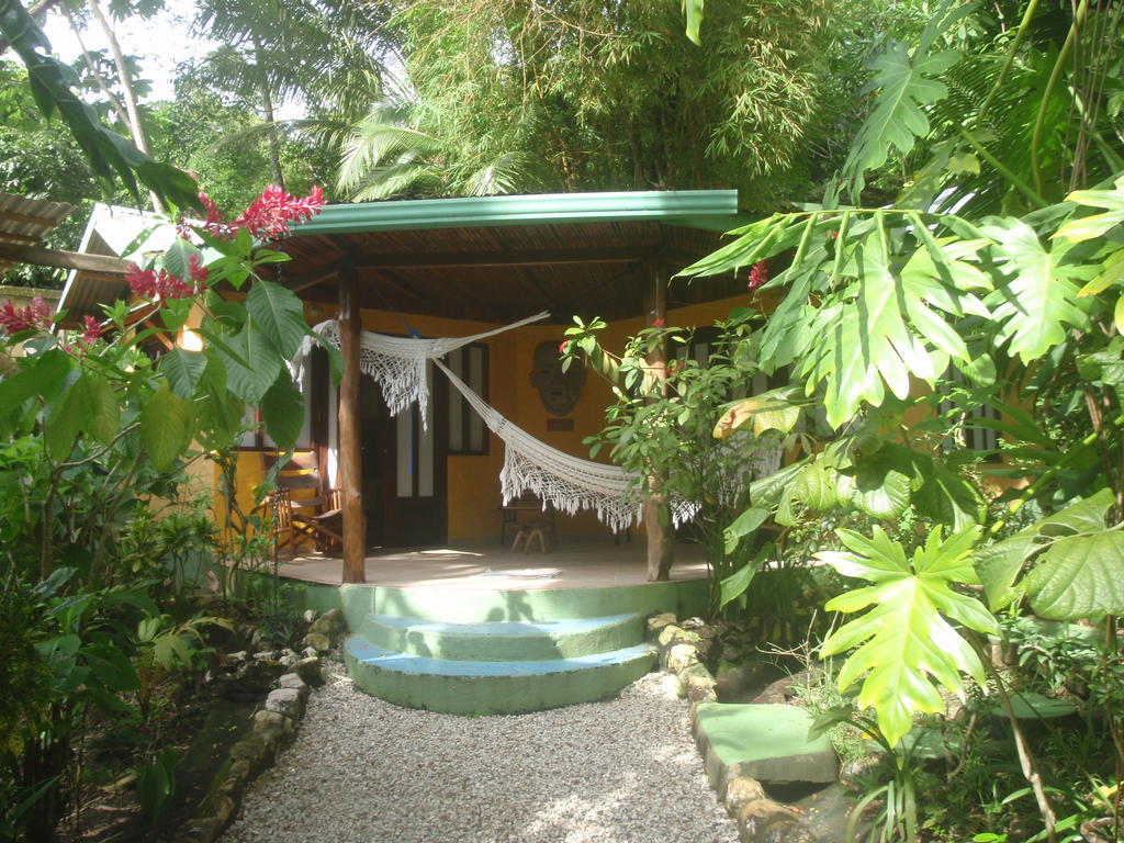 Pachamama Tropical Garden Lodge Malpais Room photo
