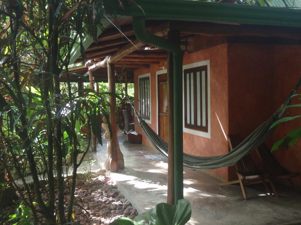 Pachamama Tropical Garden Lodge Malpais Room photo