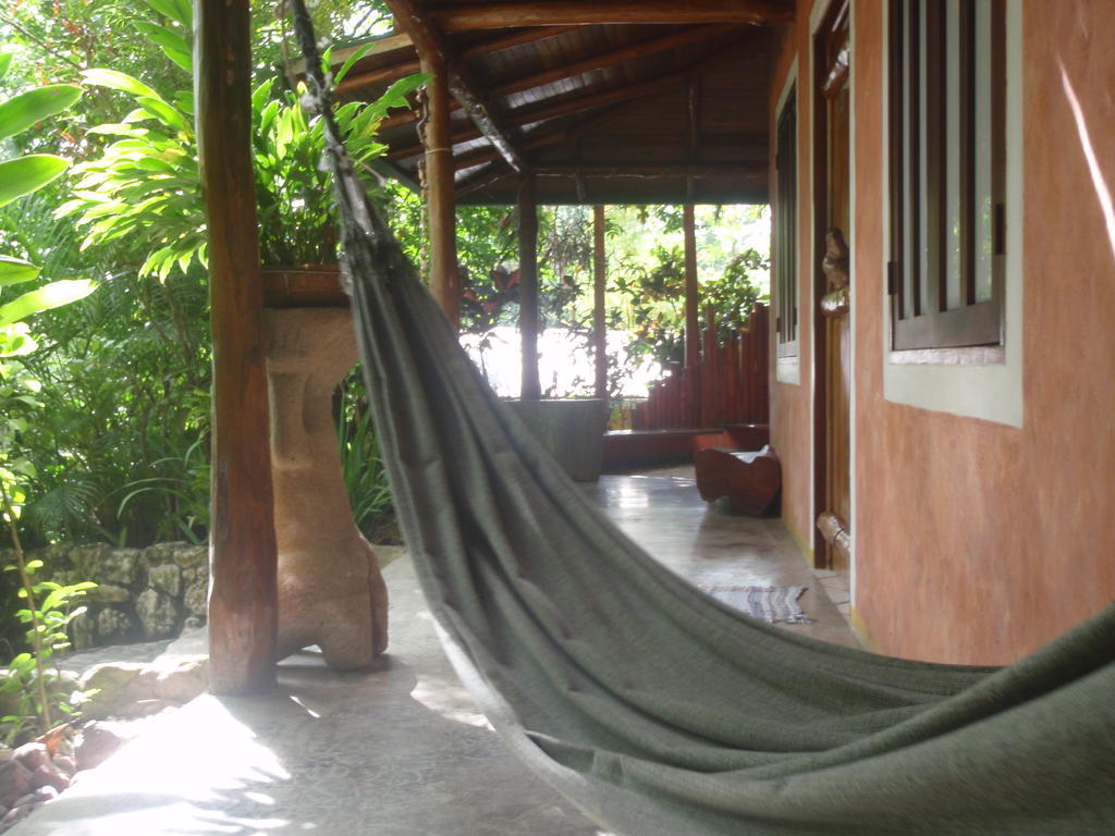 Pachamama Tropical Garden Lodge Malpais Room photo